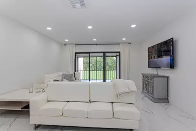 8545 Casa Del Lago #F, Boca Raton, FL 33433 - Photo 9