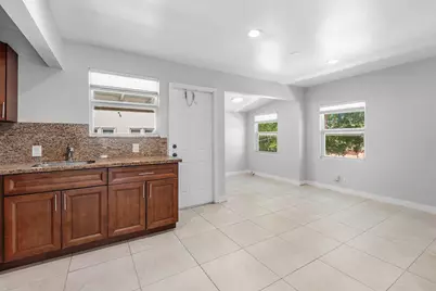 801 Dobbins Street #2, West Palm Beach, FL 33405 - Photo 19