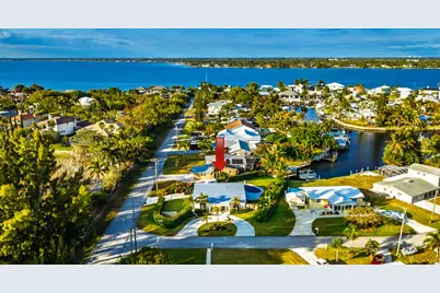 247 SW Riverway Boulevard, Palm City, FL 34990 - Photo 1