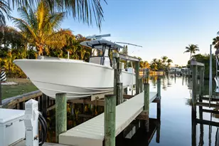 247 SW Riverway Blvd, Palm City, FL 34990 - Photo 31