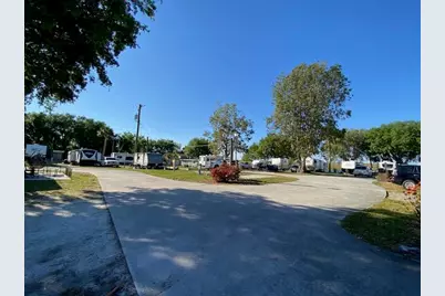 8680 US Highway 441 SE, Okeechobee, FL 34974 - Photo 15