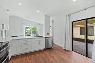 19977 Villa Medici Pl, Boca Raton, FL 33434 - Photo 13