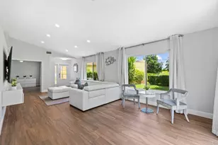 19977 Villa Medici Pl, Boca Raton, FL 33434 - Photo 3