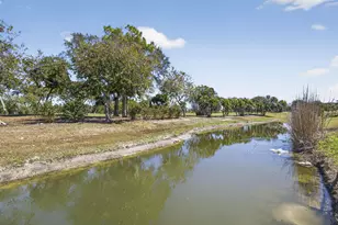 120 Prestige Dr, Royal Palm Beach, FL 33411 - Photo 45