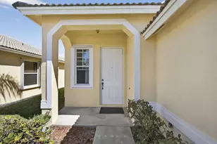 120 Prestige Dr, Royal Palm Beach, FL 33411 - Photo 5