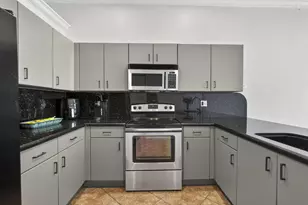 120 Prestige Dr, Royal Palm Beach, FL 33411 - Photo 17