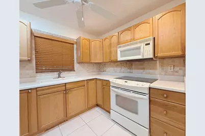 5301 Lakefront Boulevard #D, Delray Beach, FL 33484 - Photo 5