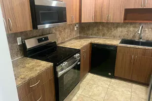 7000 NW 186th St, Hialeah, FL 33015 - Photo 3