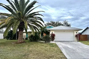 743 SW McCoy Ave, Port Saint Lucie, FL 34953 - Photo 9