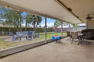 362 La Mancha Ave, Royal Palm Beach, FL 33411 - Photo 13