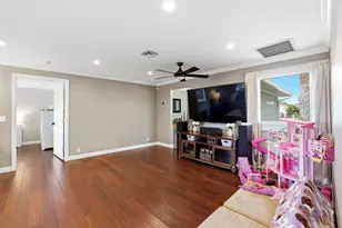 362 La Mancha Ave, Royal Palm Beach, FL 33411 - Photo 5