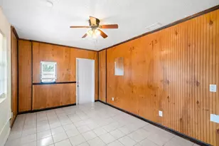 3802 Melaleuca Ln, Lake Worth, FL 33461 - Photo 7