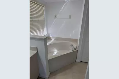 137 SW Meade Circle, Port Saint Lucie, FL 34953 - Photo 5