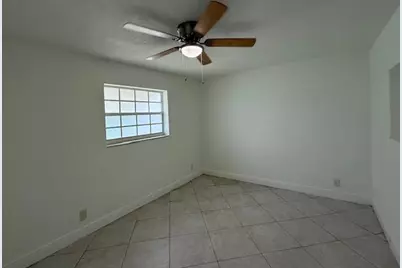 5408 NW 49th Avenue, Tamarac, FL 33319 - Photo 13