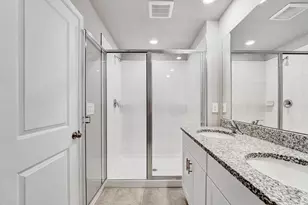 5748 SE Edgewater Cir, Stuart, FL 34997 - Photo 13