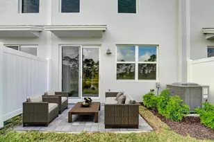 5748 SE Edgewater Cir, Stuart, FL 34997 - Photo 21