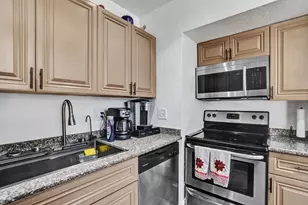 62 Barbados Dr, Lake Worth Beach, FL 33461 - Photo 15