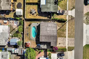 62 Barbados Dr, Lake Worth Beach, FL 33461 - Photo 25