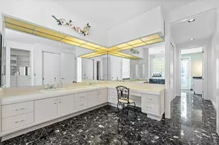 4 Sutton Dr, Boynton Beach, FL 33436 - Photo 31