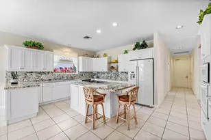 4 Sutton Dr, Boynton Beach, FL 33436 - Photo 19