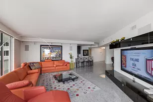 20281 E Country Club Dr E, Aventura, FL 33180 - Photo 15