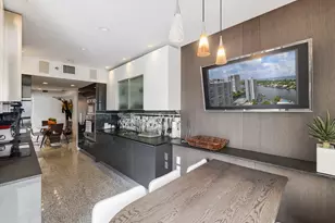 20281 E Country Club Dr E, Aventura, FL 33180 - Photo 17