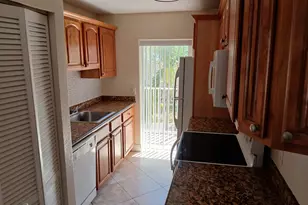 32 NE 22nd Ave, Pompano Beach, FL 33062 - Photo 5