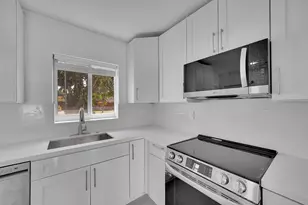 2821 NE 2nd Ave, Boca Raton, FL 33431 - Photo 7