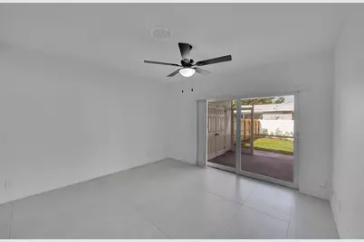 2821 NE 2nd Avenue #2823, Boca Raton, FL 33431 - Photo 9