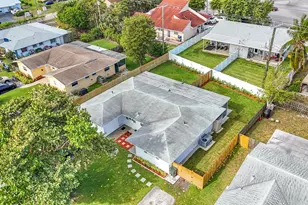 2821 NE 2nd Ave, Boca Raton, FL 33431 - Photo 23