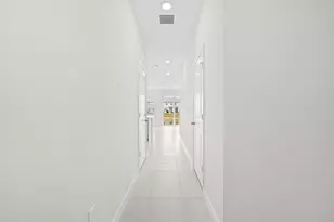 629 Salisbury Cir, Fort Pierce, FL 34982 - Photo 3