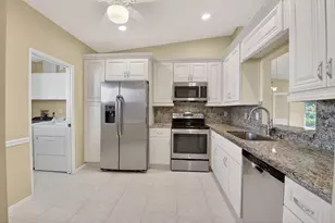 6224 Kings Gate Cir, Delray Beach, FL 33484 - Photo 13