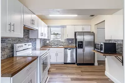 1402 Wharf Lane, Greenacres, FL 33463 - Photo 5