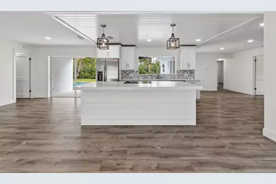 19228 Caribbean Court, Jupiter, FL 33469 - Photo 5