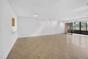 5533 Fairway Park Dr, Boynton Beach, FL 33437 - Photo 7