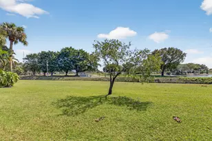 5533 Fairway Park Dr, Boynton Beach, FL 33437 - Photo 37