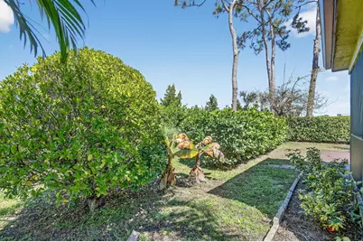 7352 Pine Forest Circle, Lake Worth, FL 33467 - Photo 35