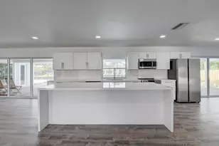 800 Forsyth St, Boca Raton, FL 33487 - Photo 25