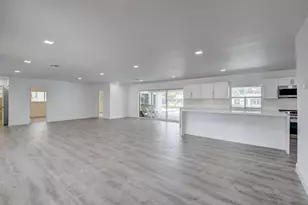 800 Forsyth St, Boca Raton, FL 33487 - Photo 23