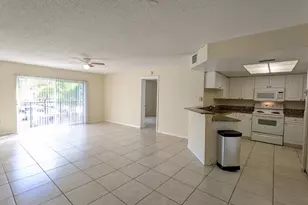 1000 Crestwood Ct, Royal Palm Beach, FL 33411 - Photo 3