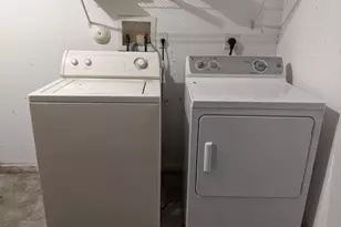 1000 Crestwood Ct, Royal Palm Beach, FL 33411 - Photo 17