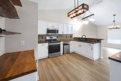 293 SW Pagoda Terrace, Port Saint Lucie, FL 34953 - Photo 5