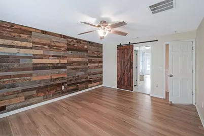 293 SW Pagoda Terrace, Port Saint Lucie, FL 34953 - Photo 9