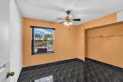 828 McIntosh Street, West Palm Beach, FL 33405 - Photo 13