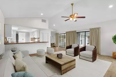 7014 NW 38th Manor, Coral Springs, FL 33065 - Photo 5