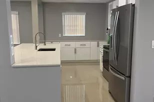 2396 SW 13th Ave, Boynton Beach, FL 33426 - Photo 9