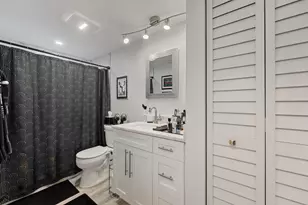 3586 La Playas Ct, Greenacres, FL 33463 - Photo 19