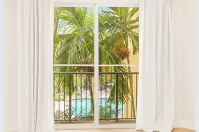 720 S Sapodilla Avenue #304, West Palm Beach, FL 33401 - Photo 5