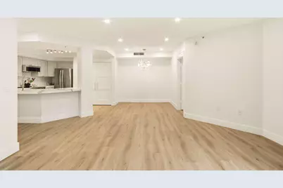 720 S Sapodilla Avenue #304, West Palm Beach, FL 33401 - Photo 5