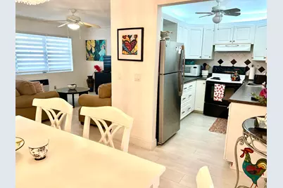 635 Durham W, Deerfield Beach, FL 33442 - Photo 9